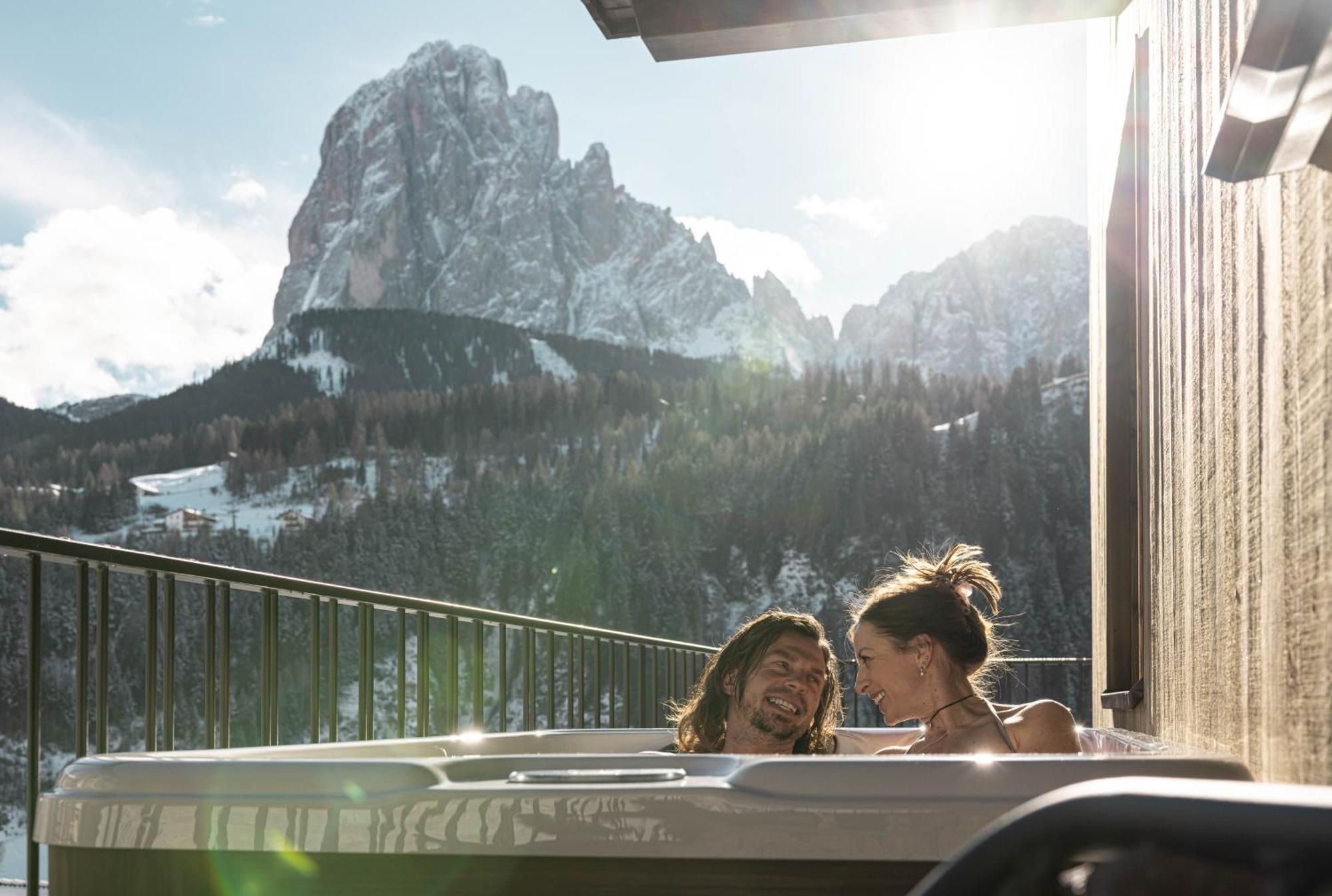 Enjoy Dolomites - Chalet Santa Cristina Val Gardena Exteriör bild
