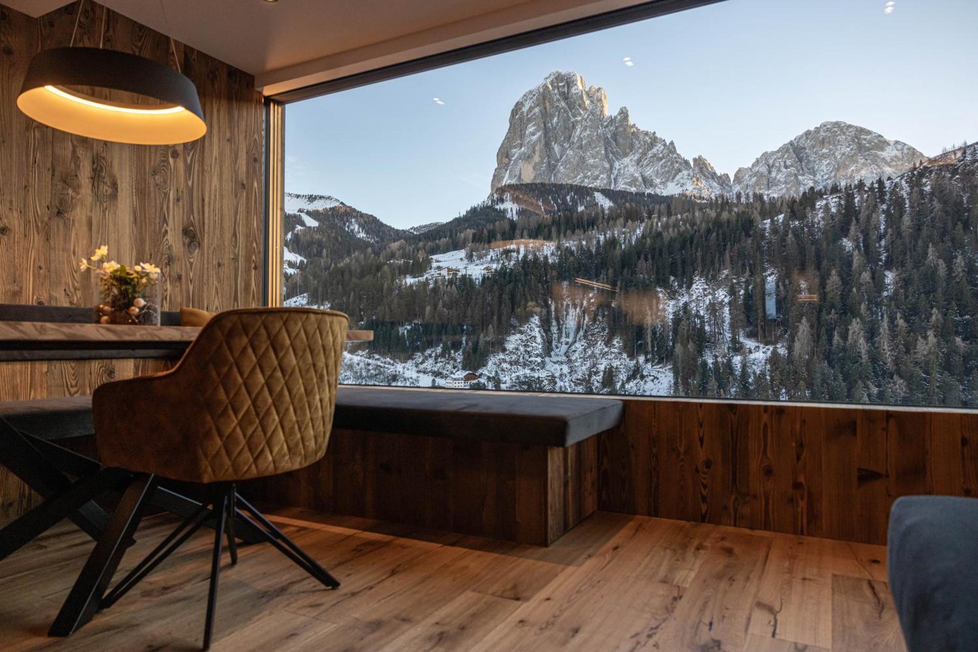 Enjoy Dolomites - Chalet Santa Cristina Val Gardena Exteriör bild