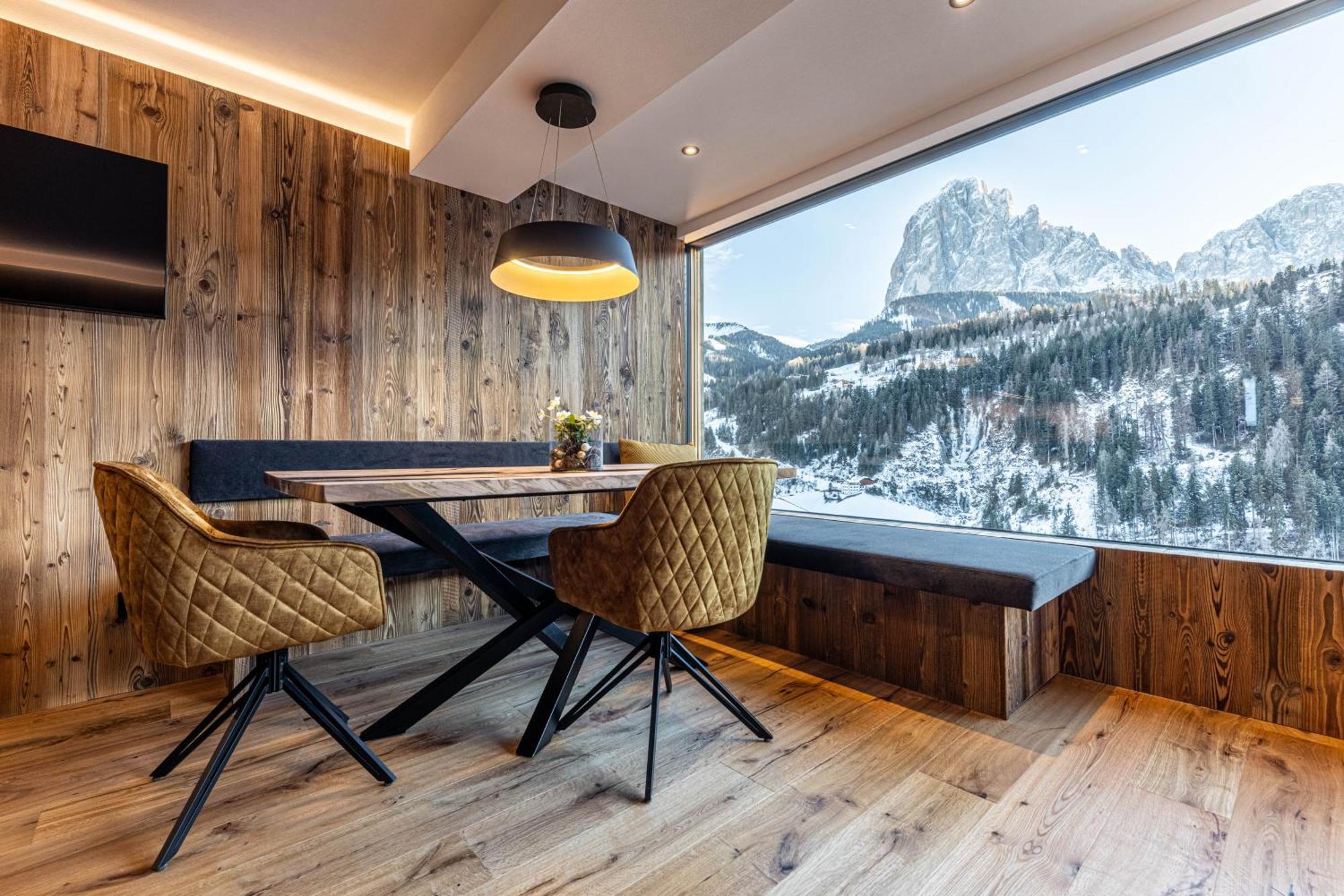Enjoy Dolomites - Chalet Santa Cristina Val Gardena Exteriör bild