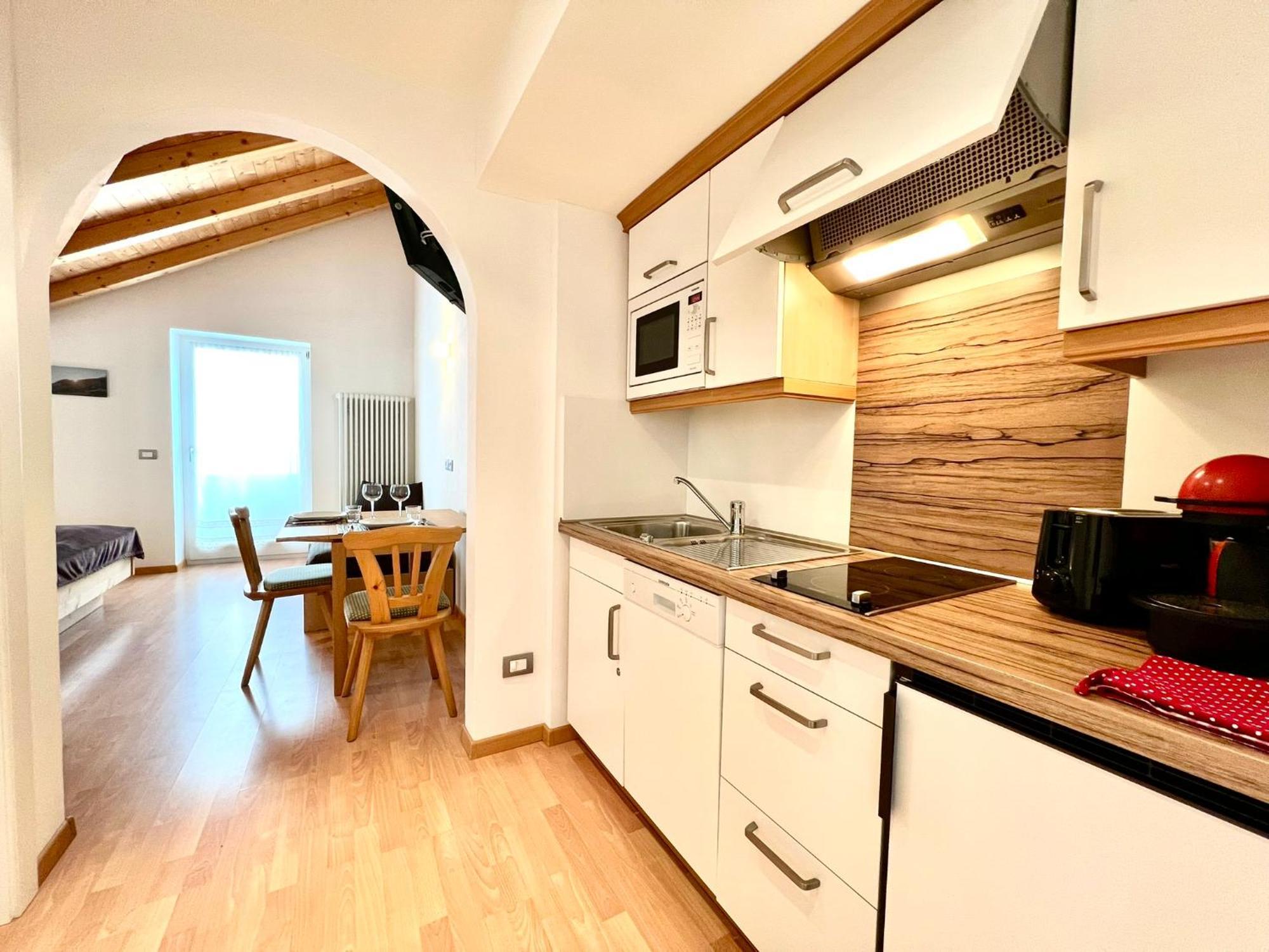 Enjoy Dolomites - Chalet Santa Cristina Val Gardena Rum bild